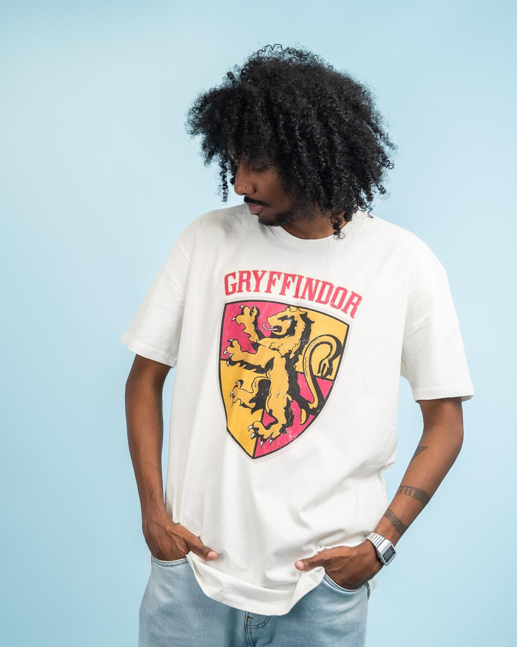 Gryffindor Crest T-Shirt product image 4